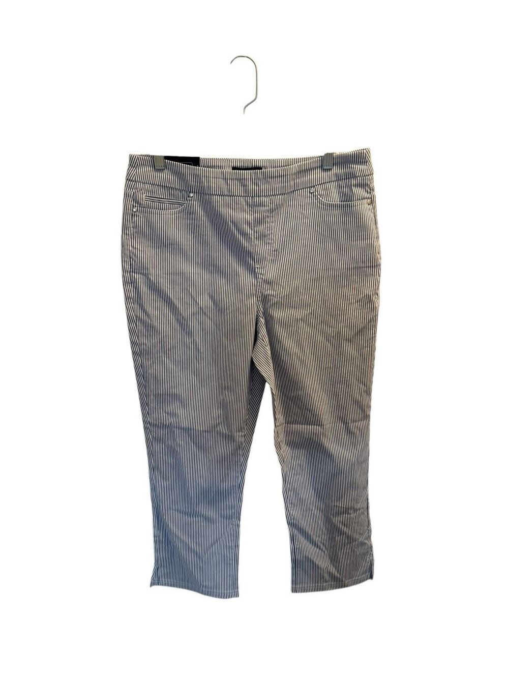 Mario Serrani blue seersucker pull on stretch capri pants size large